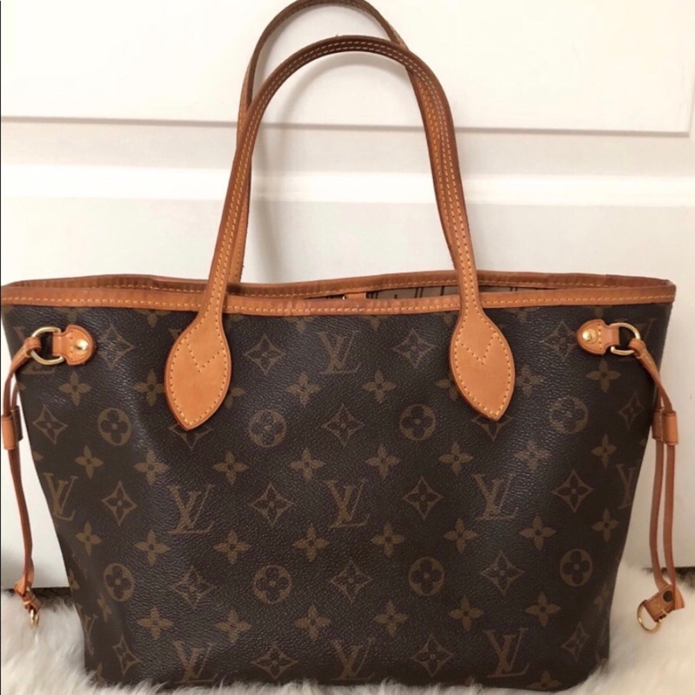 Louis Vuitton Never full PM